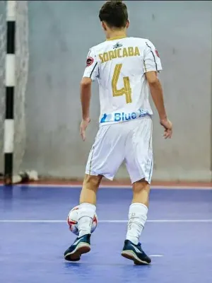LUCAS MASTHESQUE 